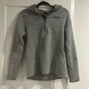 Patagonia Women’s Gray Quarter Zip Sweater Size M